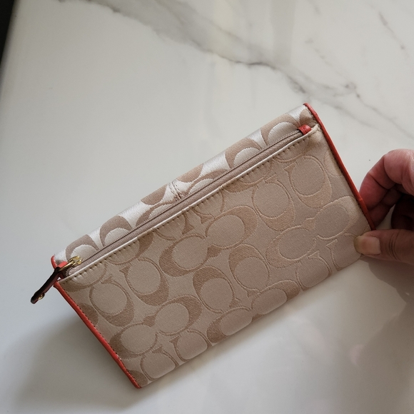 Coach Wallet - Picture 3 of 3